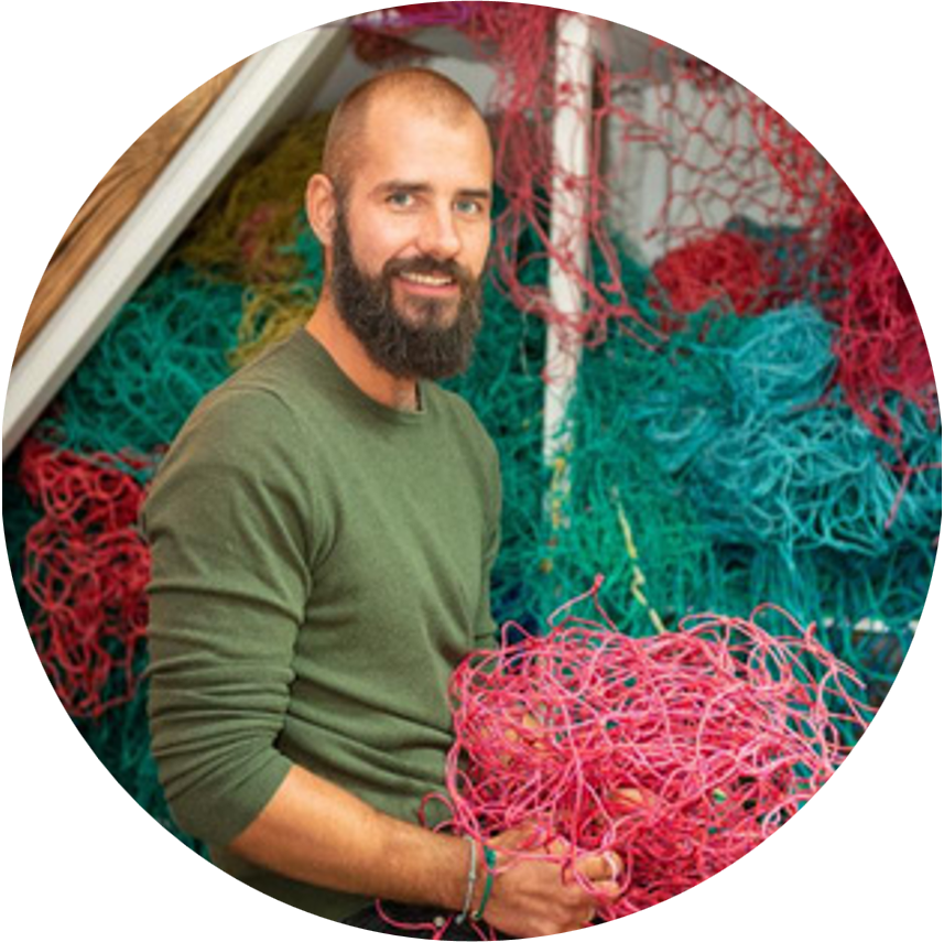 <p>Uma vez que Portugal se tornou um local importante para nós em termos de missões de recuperação e fornecimentos de redes, estamos entusiasmados por ter encontrado a maravilhosa equipa da Stylechameleon como o parceiro de fabrico e apoio perfeito diretamente no Porto.&nbsp;</p><p><span style="font-size: 1.1em;">Benjamin Wenke - Bracenet GmbH</span></p>